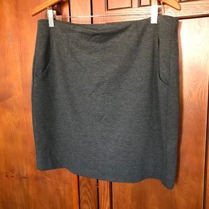 Jessica Grey Skirt, Sz14P.                 8-19FEE